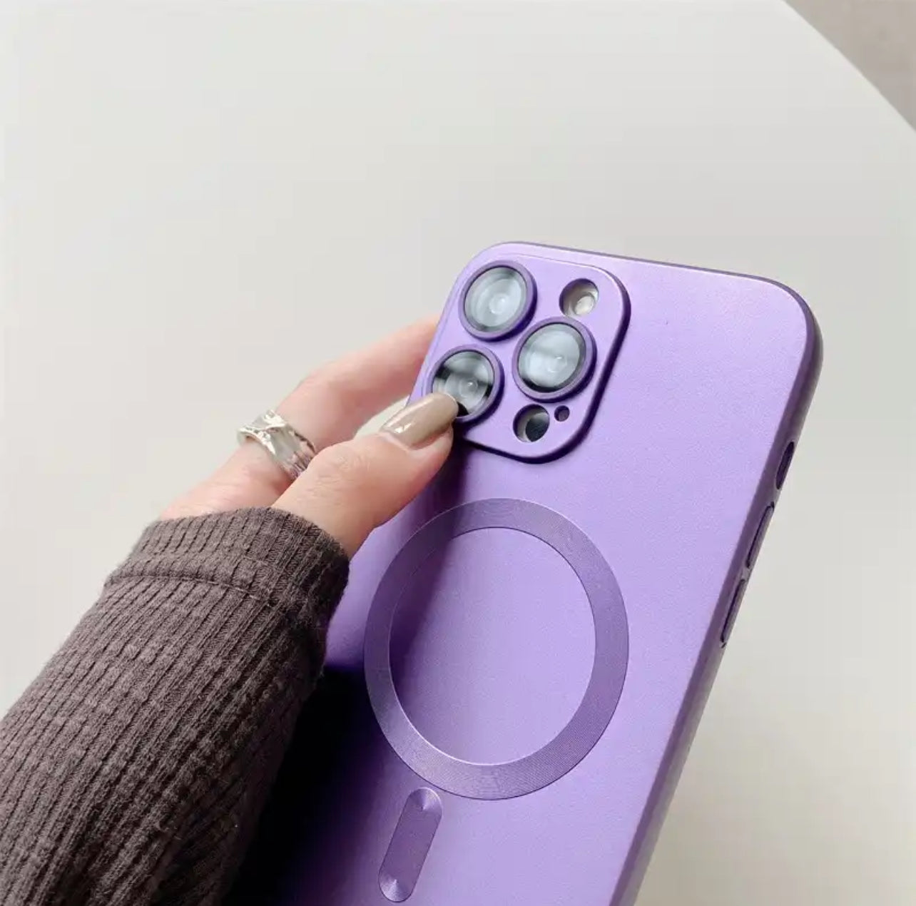 (New 2024 Style!) Premium Metallic Crystal MagSafe Phone Case with Build-on Lens Protector- iPhones (New 2024 Style!) Premium Metallic Crystal MagSafe Phone Case with Build-on Lens Protector- iPhones
